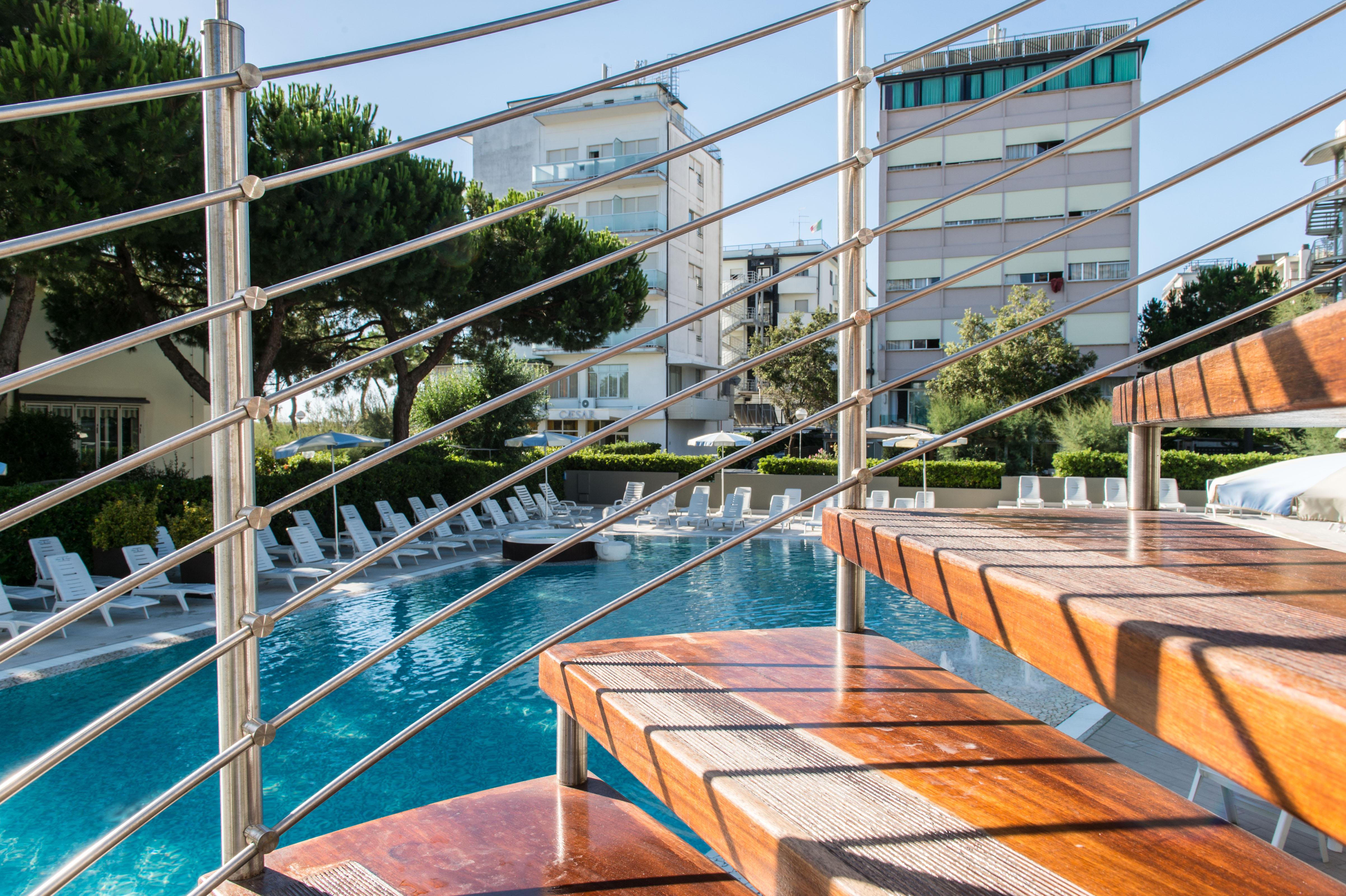 Hotel Luxor Milano Marittima Exterior foto
